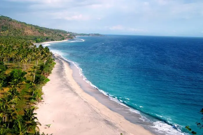 Wisata Pantai Terindah di Lombok yang Paling populer Dikunjungi